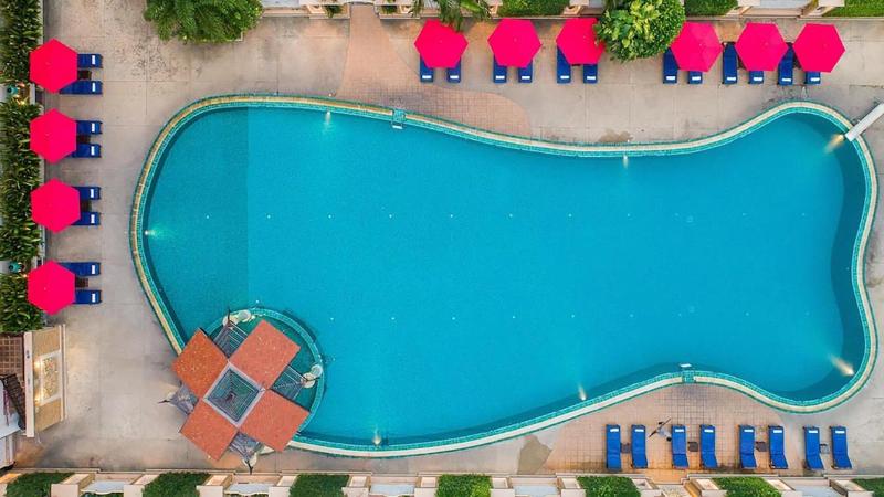 Mountain Beach Resort Pattaya - Havuz