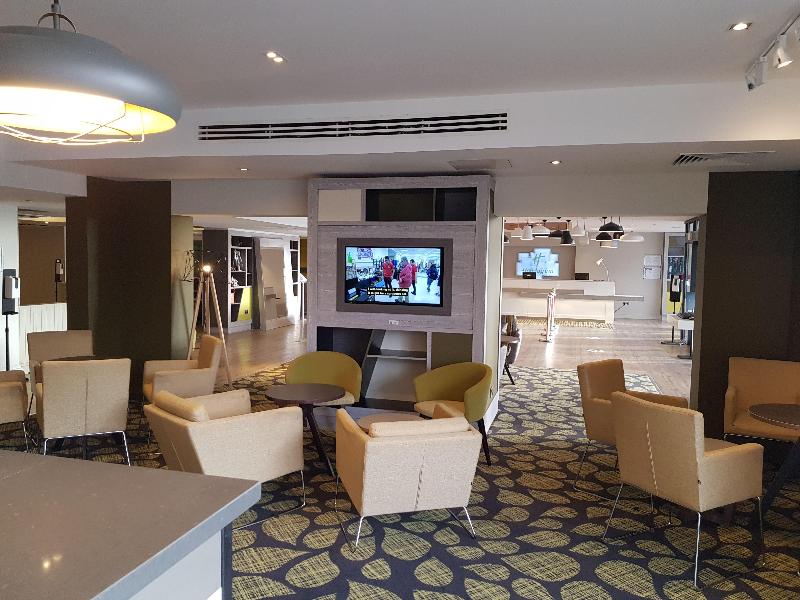 Holiday Inn Luton South M1, JCT.9 - Bar