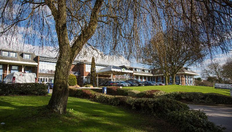 Holiday Inn Luton South M1, JCT.9 - Genel