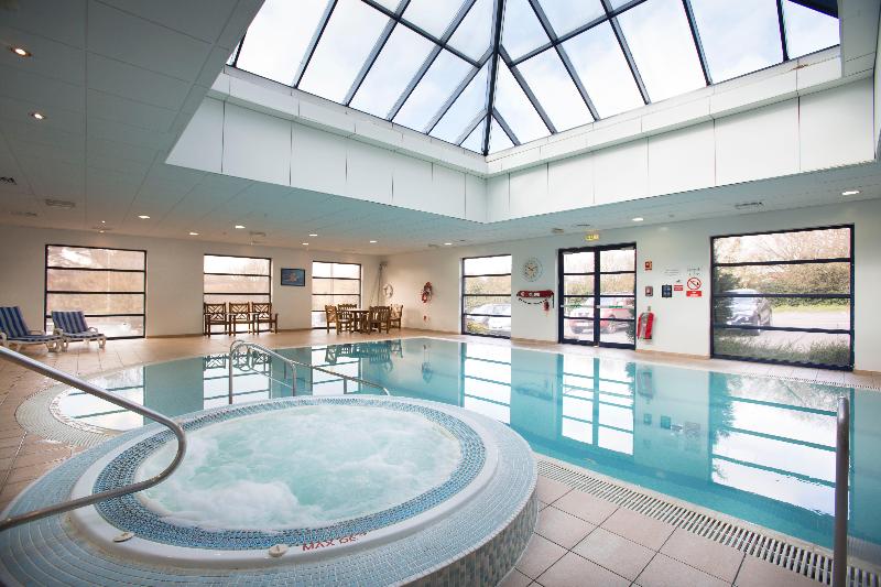 Holiday Inn Luton South M1, JCT.9 - Havuz