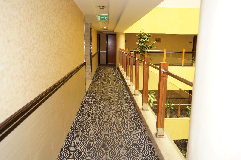 Grand Central Hotel - Genel