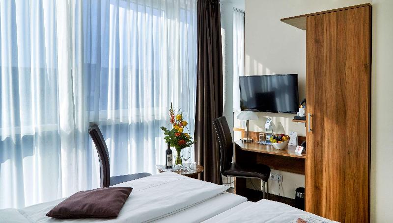 B&B HOTEL Berlin-Mitte - Genel