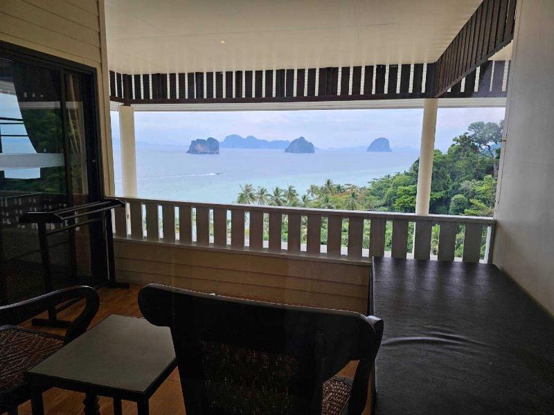Kohngai Cliff Beach (formely Chateau Hill Resort) - Oda