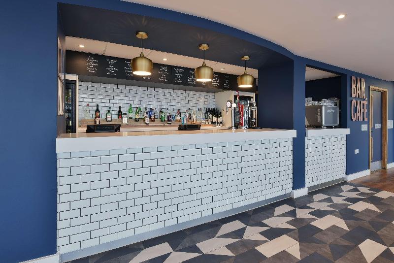 Travelodge London City Airport - Bar