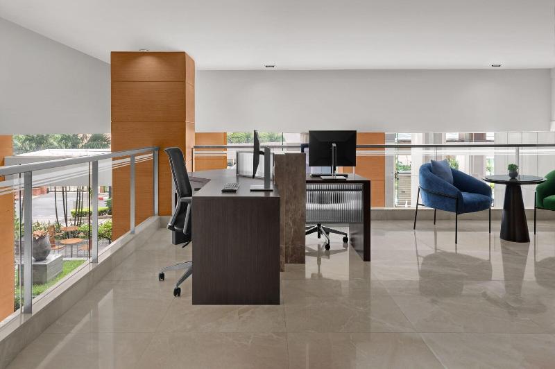 Courtyard by Marriott Bangkok - Genel
