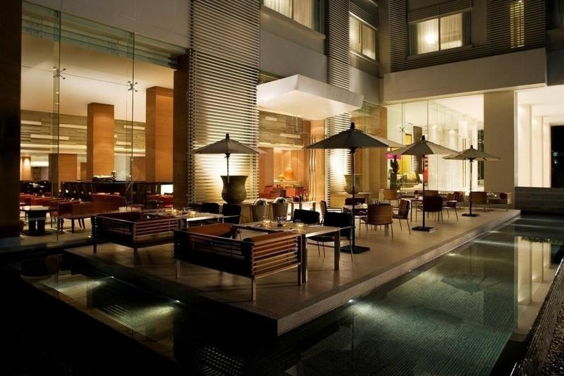 Courtyard by Marriott Bangkok - Restoran