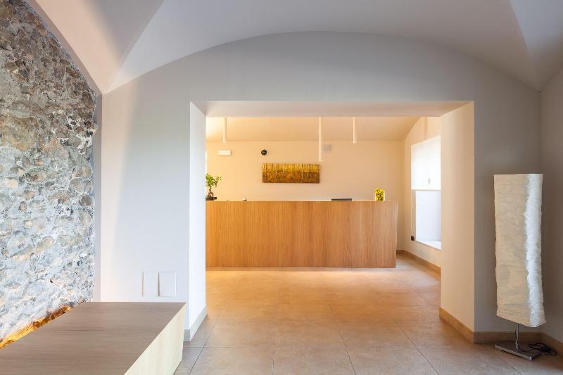 Hotel Vall de BAs - Lobi