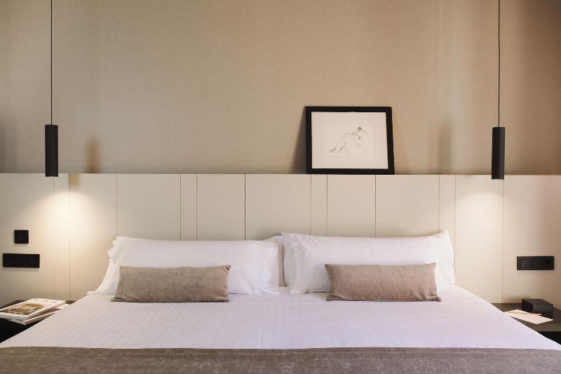 Hotel Vall de BAs - Oda