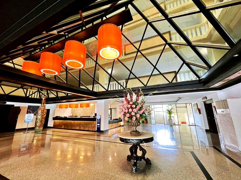 Royal Peninsula Hotel Chiang Mai - Lobi