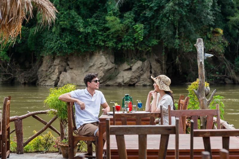 River Kwai Jungle Rafts - Restoran