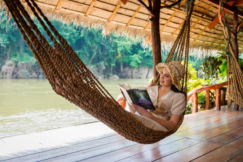 River Kwai Jungle Rafts - Teras