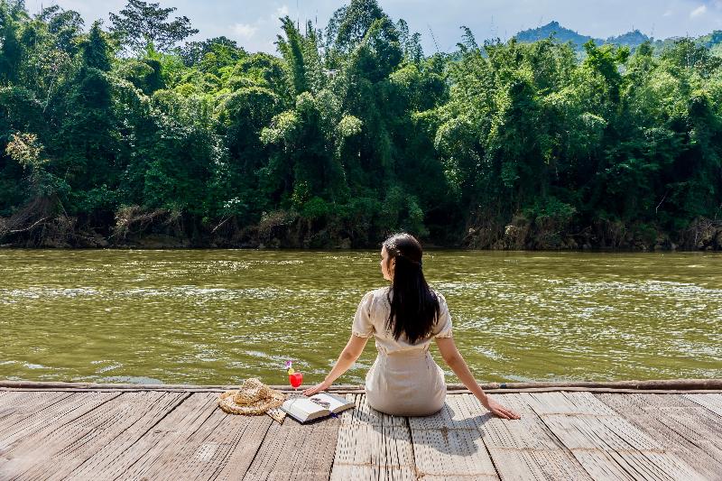 River Kwai Jungle Rafts - Teras
