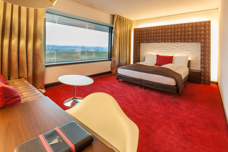 Airport Hotel Basel - Convenient & Friendly - Oda