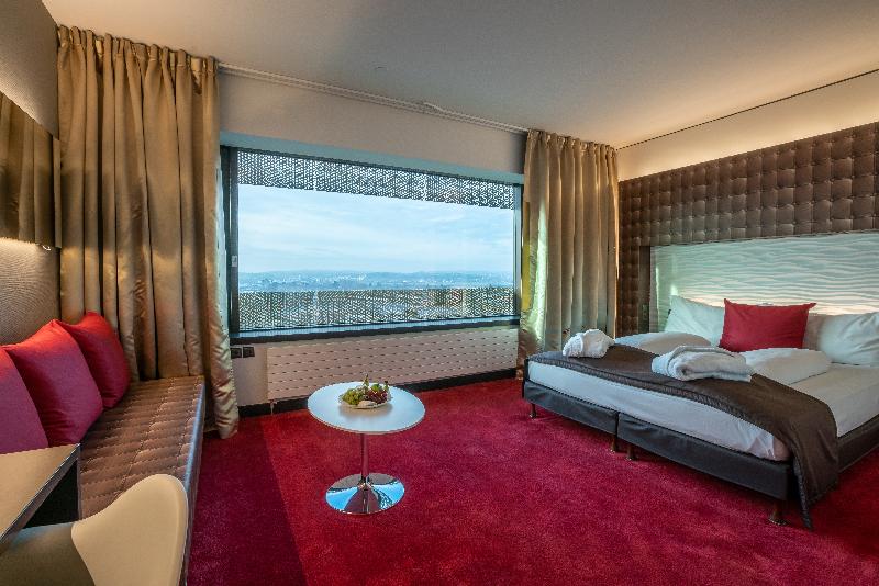 Airport Hotel Basel - Convenient & Friendly - Oda