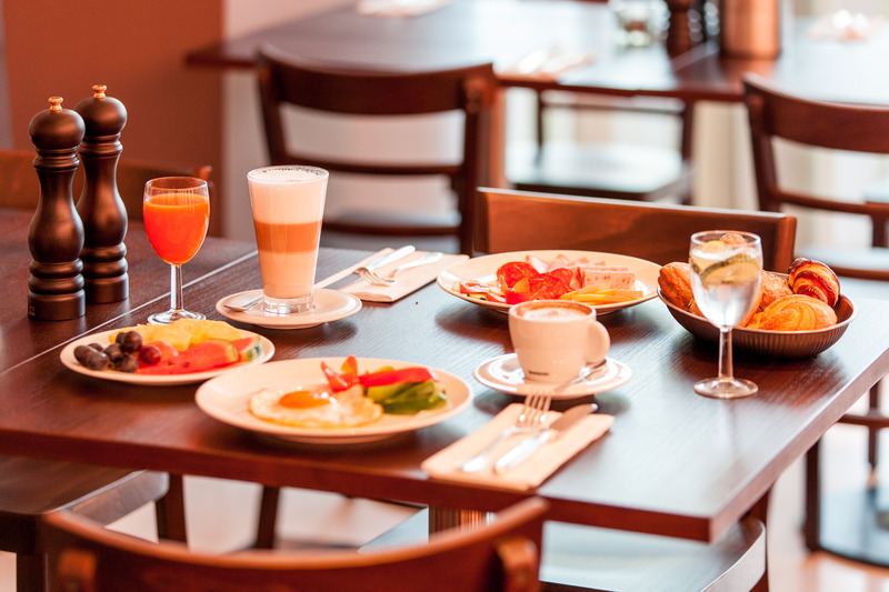 Airport Hotel Basel - Convenient & Friendly - Restoran