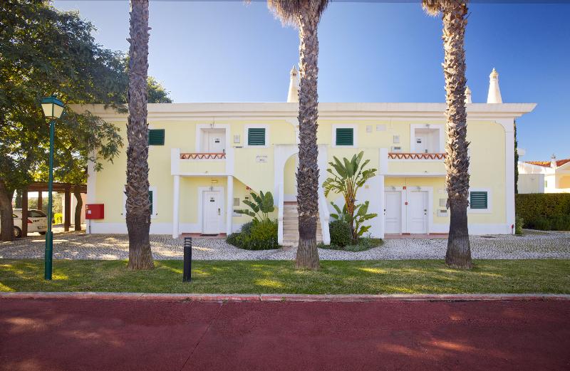Cegonha Country Club - Genel