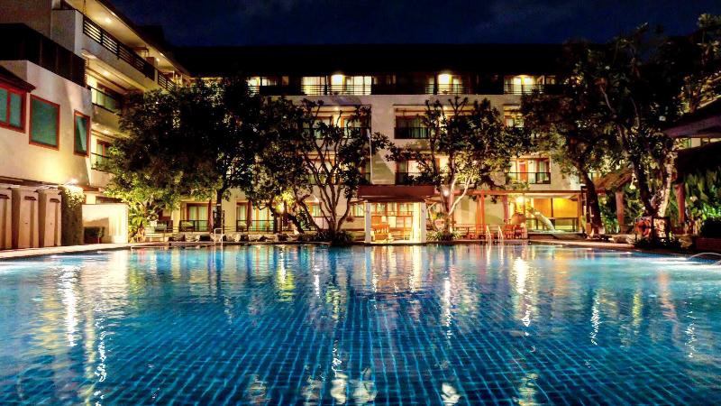 Rati Lanna Riverside Spa Resort, Chiang Mai - Havuz