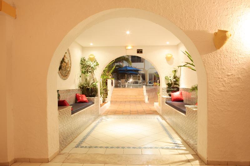 Hotel Nesrine - Lobi