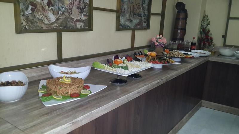 Myra - Restoran
