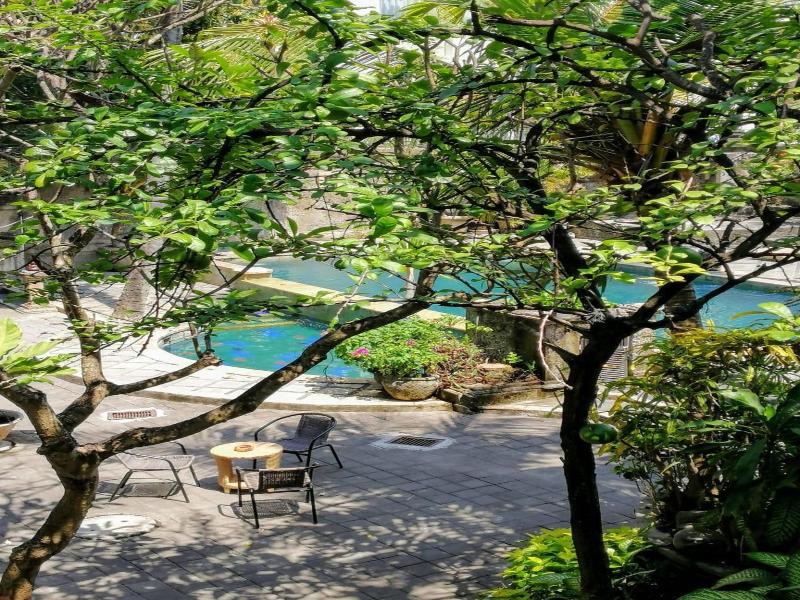 Restu Bali Hotel Legian - Havuz