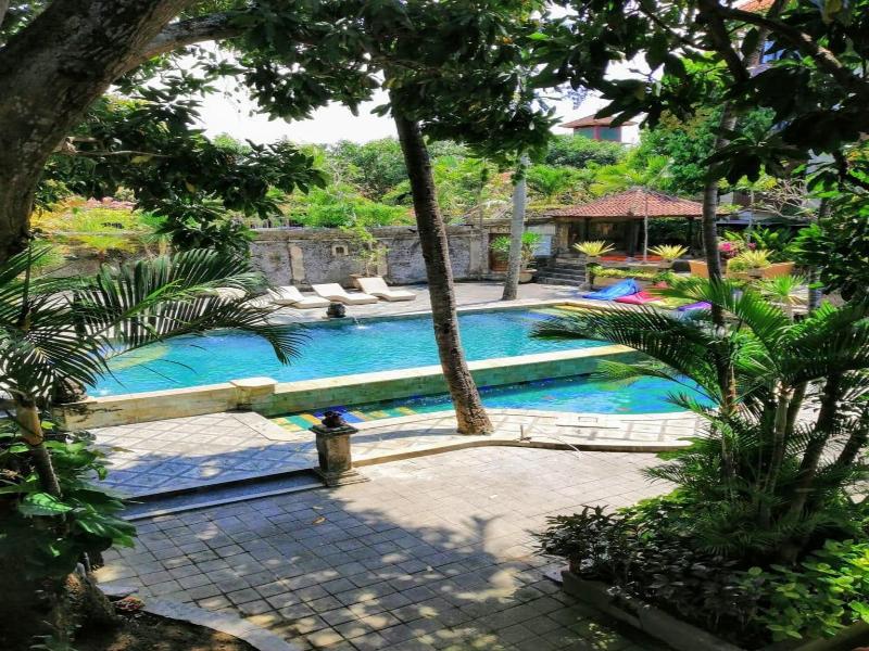 Restu Bali Hotel Legian - Havuz