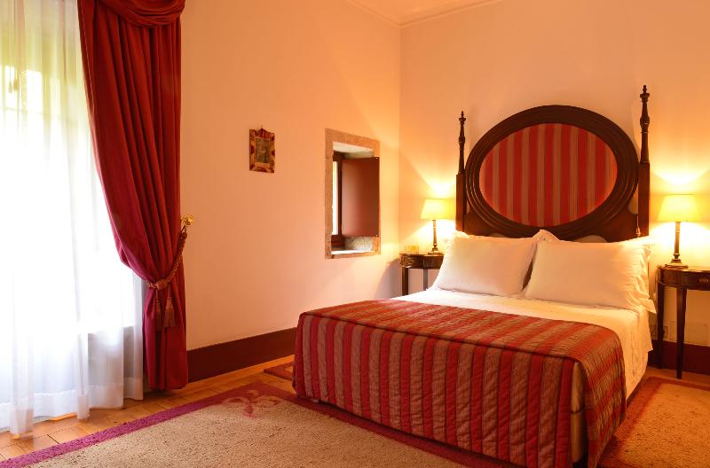 Pousada Mosteiro de Guimaraes - Monument Hotel - Oda