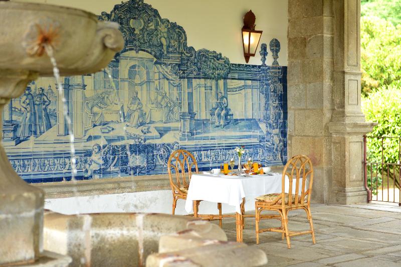 Pousada Mosteiro de Guimaraes - Monument Hotel - Restoran