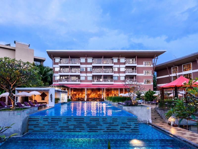 Peach Blossom Resort - Havuz