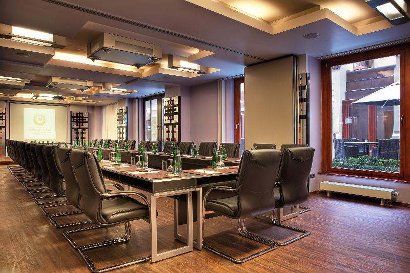 Majestic Plaza Hotel Prague - Genel