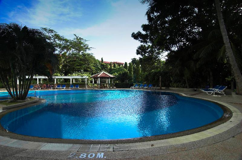 Waterfront Suites Phuket by Centara - Genel