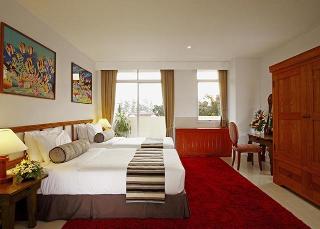 Waterfront Suites Phuket by Centara fotoÄŸrafÄ±