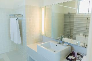 Waterfront Suites Phuket by Centara fotoÄŸrafÄ±