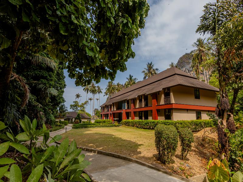 Tonsai Bay Resort - Genel