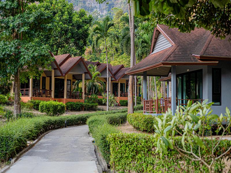 Tonsai Bay Resort - Genel