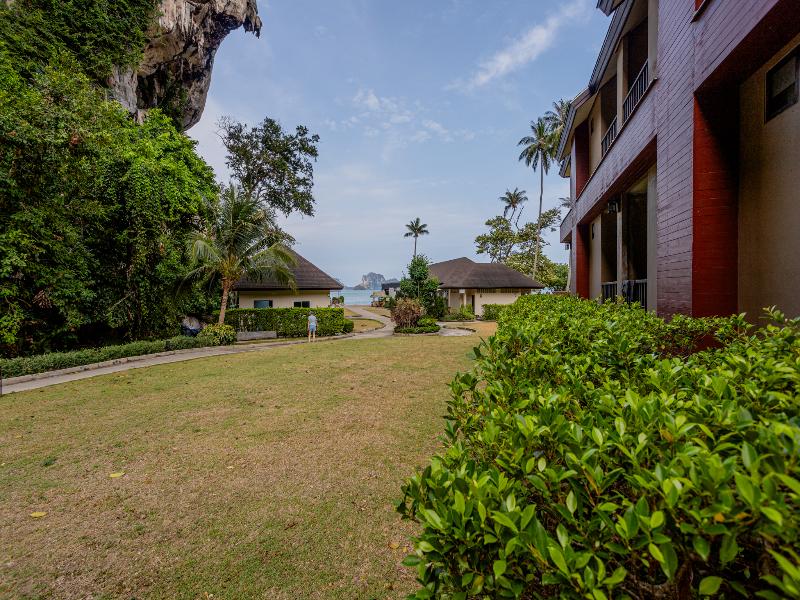 Tonsai Bay Resort - Genel