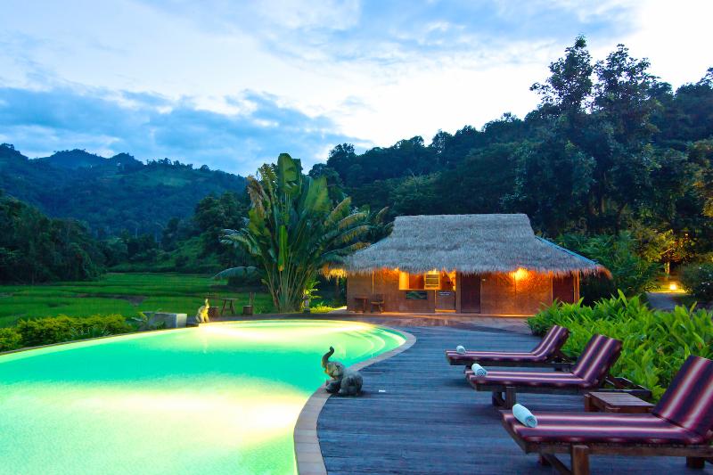 Hmong Hill Tribe Lodge Chiang Mai - Havuz