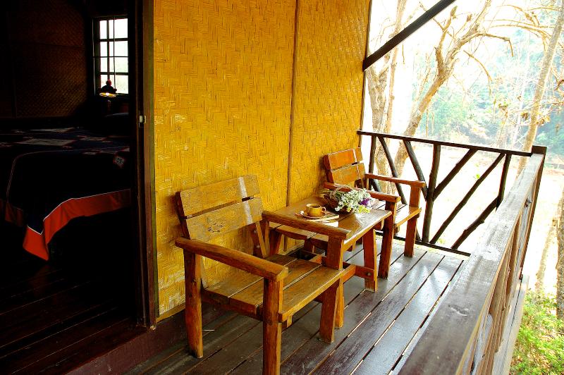 Hmong Hill Tribe Lodge Chiang Mai - Teras