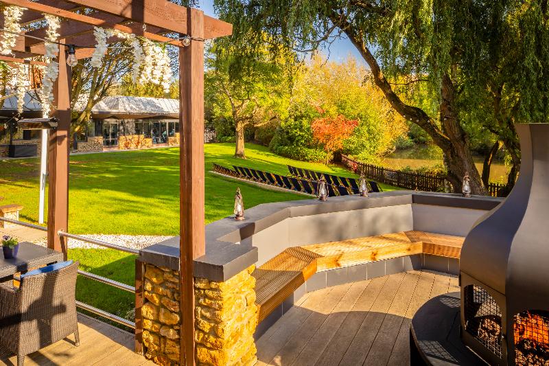 Crowne Plaza Stratford Upon Avon - Teras