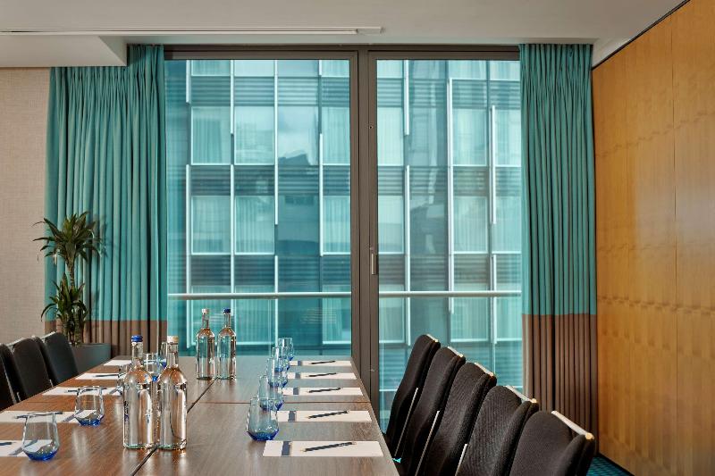 Park Plaza County Hall - Toplantı