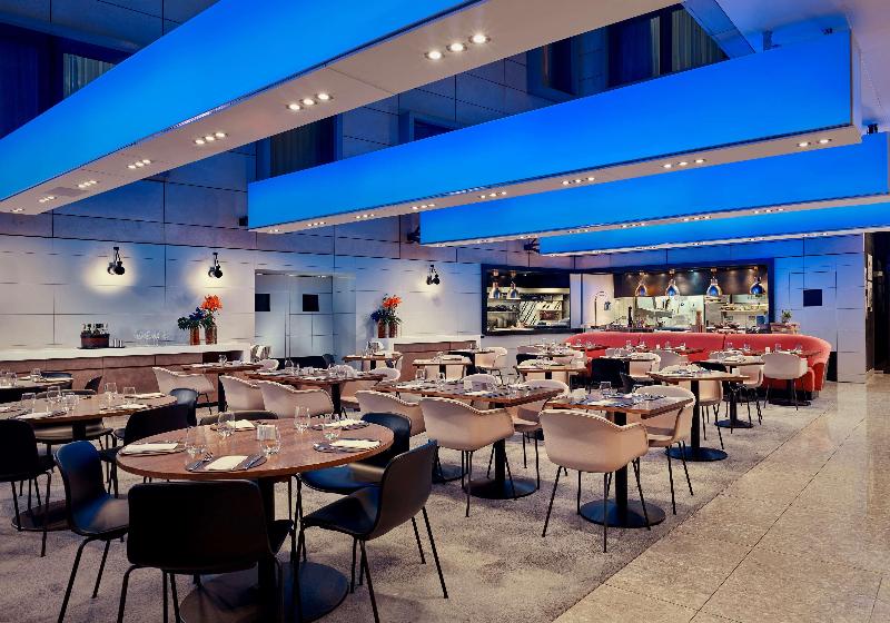Park Plaza County Hall - Restoran
