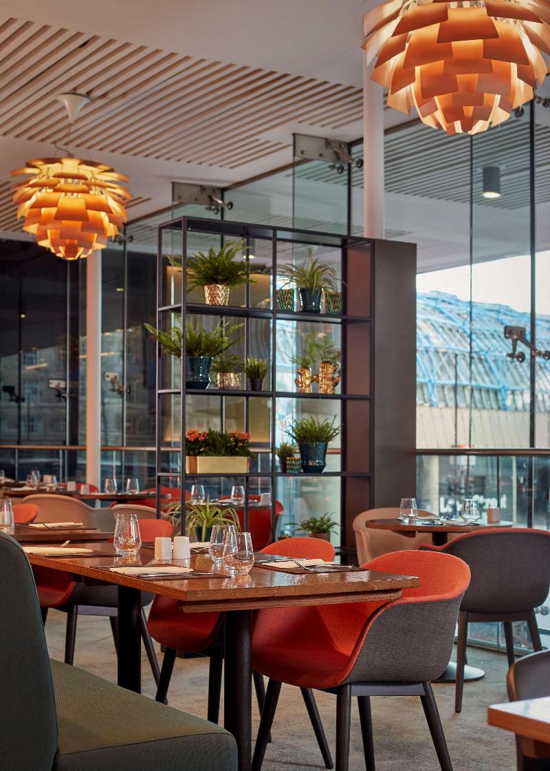 Park Plaza County Hall - Restoran