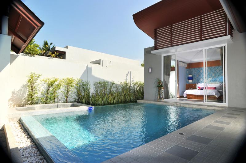 Apsara Beachfront Resort and Villa - Oda