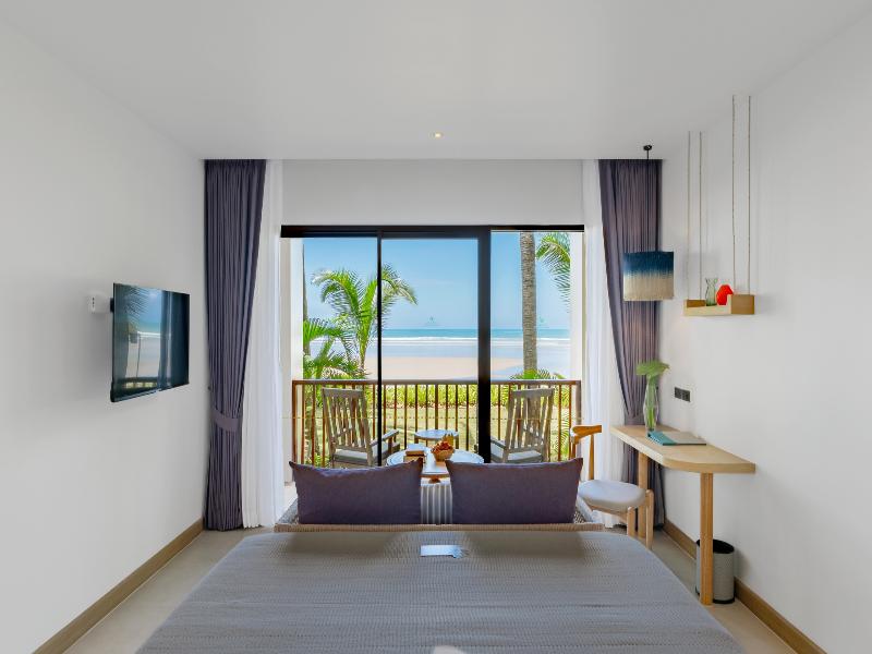 Apsara Beachfront Resort and Villa - Oda