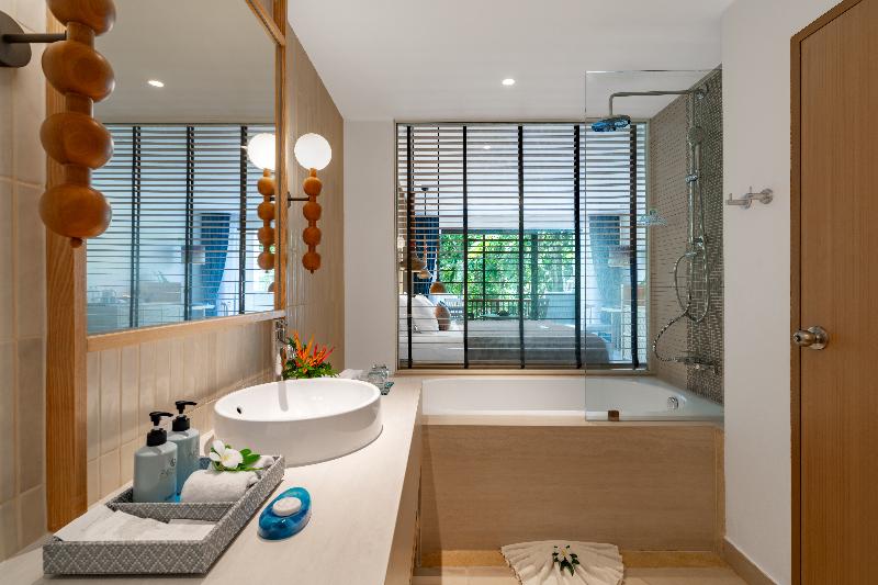 Apsara Beachfront Resort and Villa - Oda