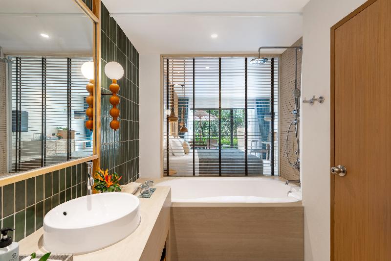 Apsara Beachfront Resort and Villa - Oda