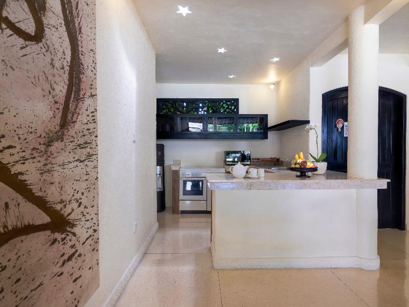 Impiana Private Villas Seminyak - Oda