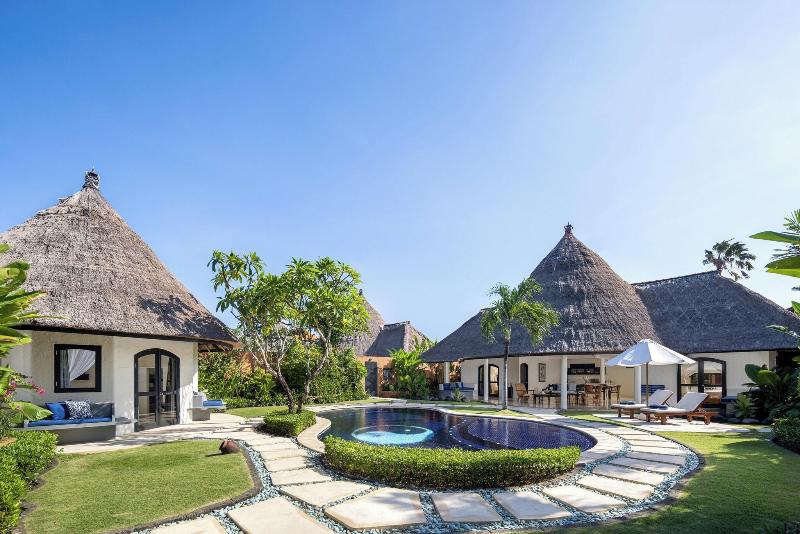 Impiana Private Villas Seminyak - Oda