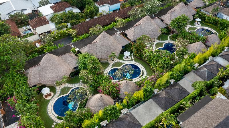 Impiana Private Villas Seminyak - Oda