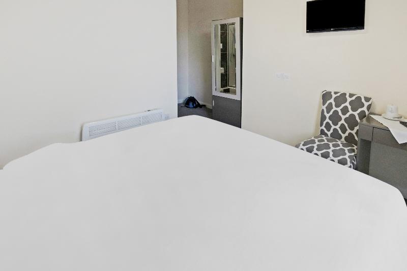 OYO The Baltimore Hotel - Oda