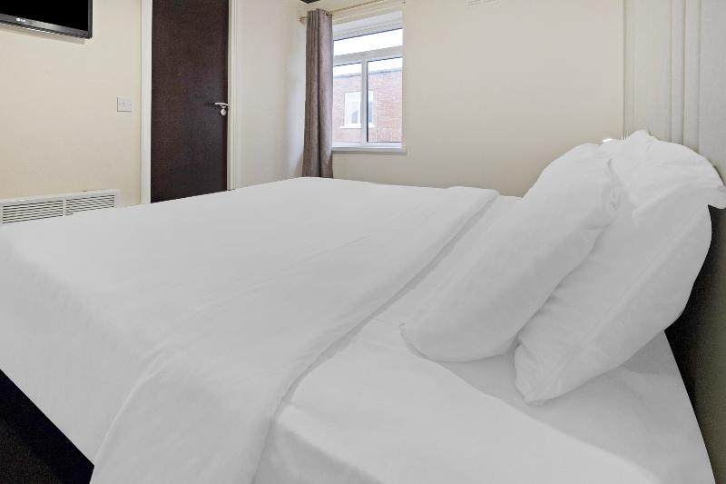 OYO The Baltimore Hotel - Oda
